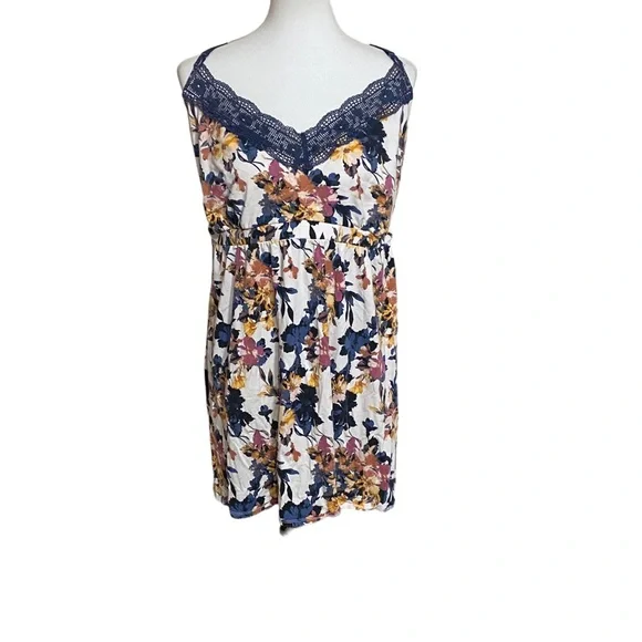 Cacique Lane Bryant 26/28 lot of 4 gowns - Picture 11 of 16